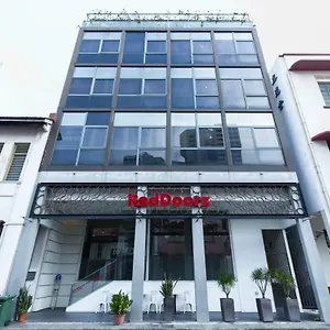 Hotel Reddoorz @ Little India